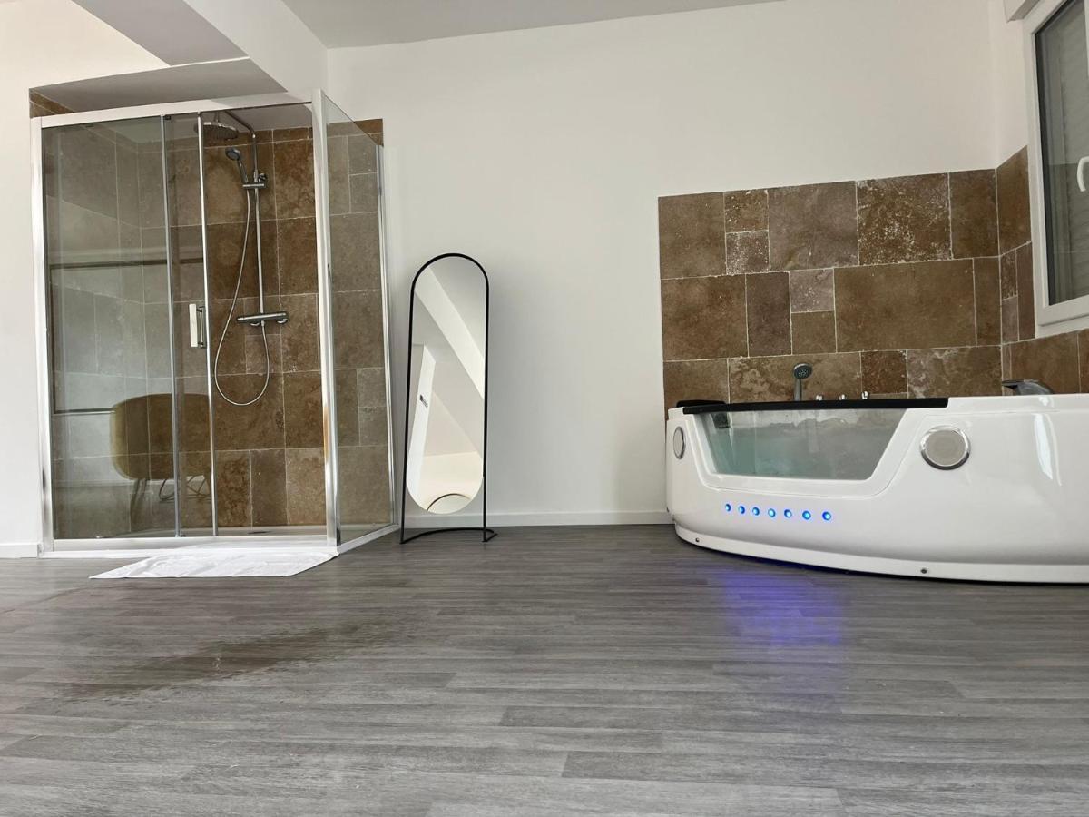Ng Suitehome - Queven - Balneo - Netflix - Wifi Bagian luar foto